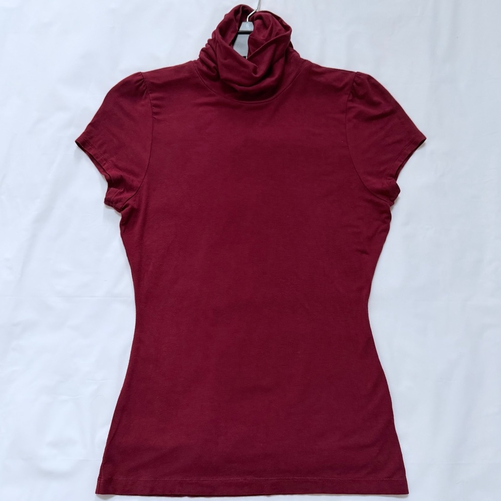 Burgundy Mock Neck Top Women’s Small Fitted Cap Sleeve Layering Tee
